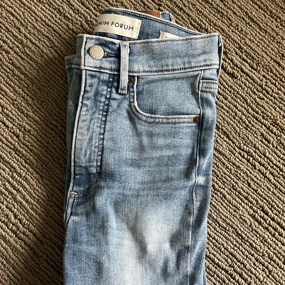 Denim Forum light blue skinny jeans
